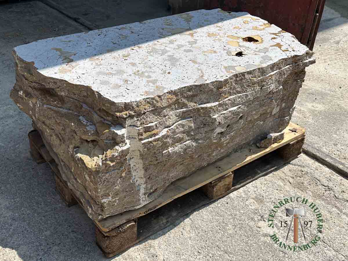 Bodenplatten - Muschelkalk Polygonalplatten gesägt 4 - Bpl-14801-01_02 - Steinbruch Huber